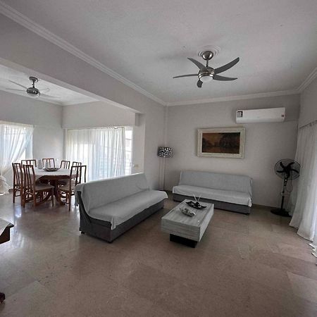 Beach Front Apartment Nea Palatia Экстерьер фото