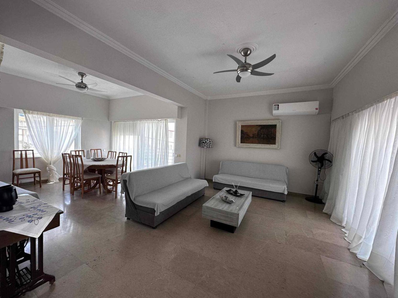 Beach Front Apartment Nea Palatia Экстерьер фото