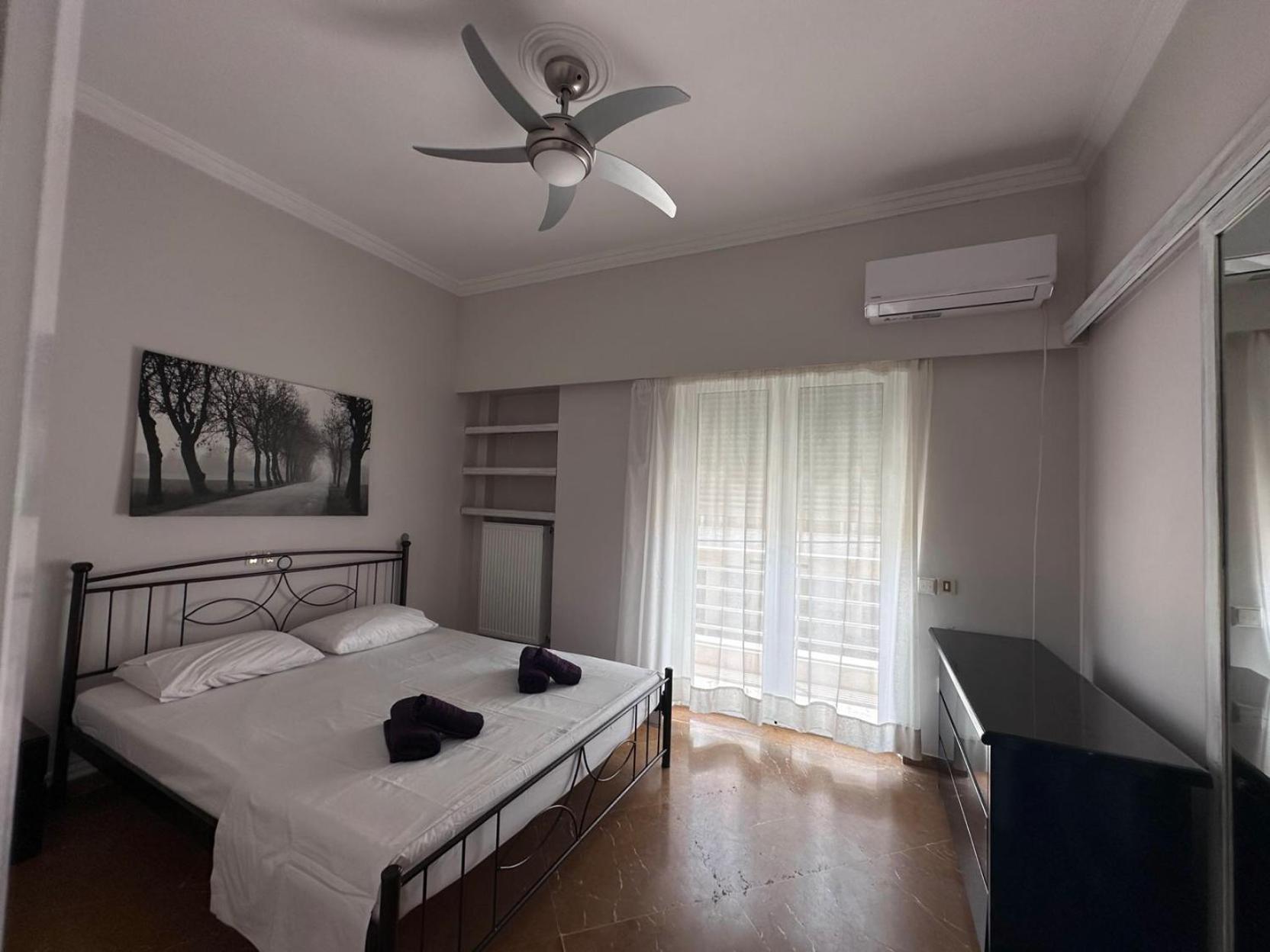Beach Front Apartment Nea Palatia Экстерьер фото