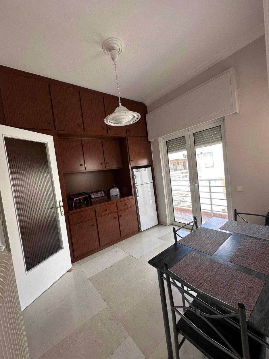 Beach Front Apartment Nea Palatia Экстерьер фото